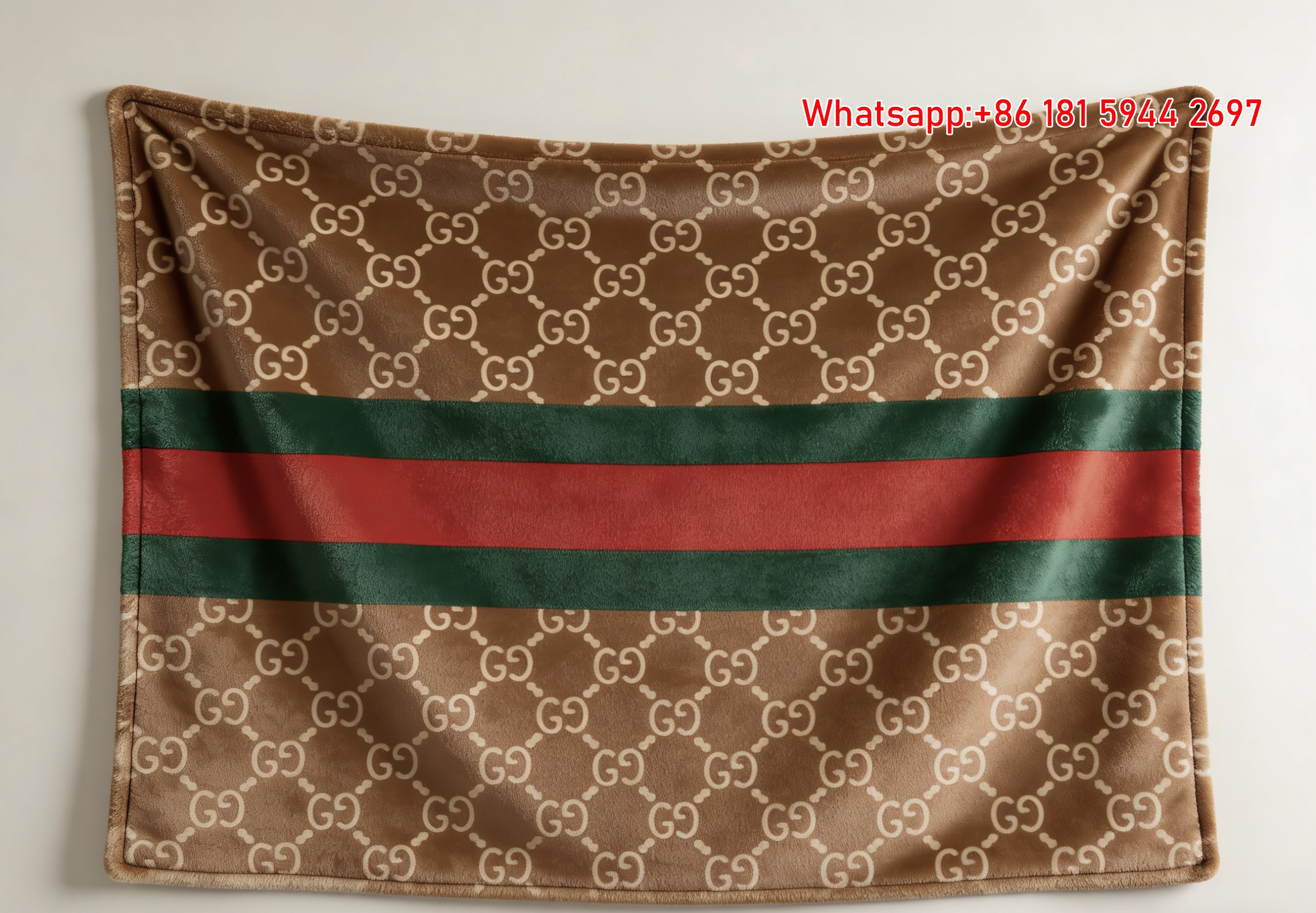 Gucci GG Monogram Brown Green Red Stripe Flannel Blanket Wall Decor throw blankets IMG_2537